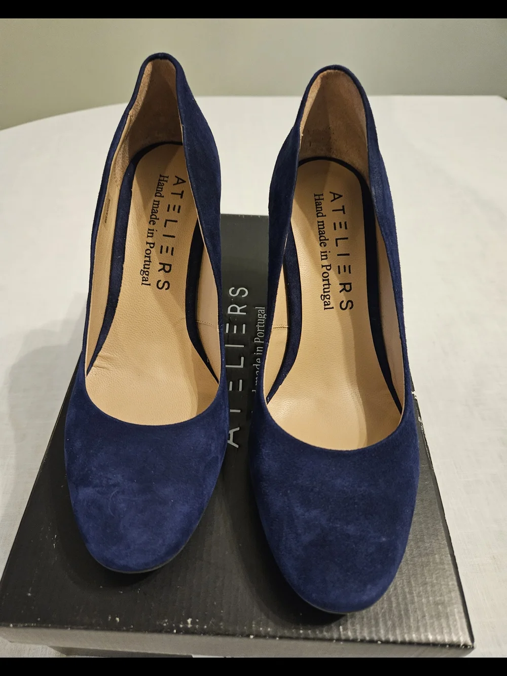 Ateliers Navy Suede Women's Classic Pump
